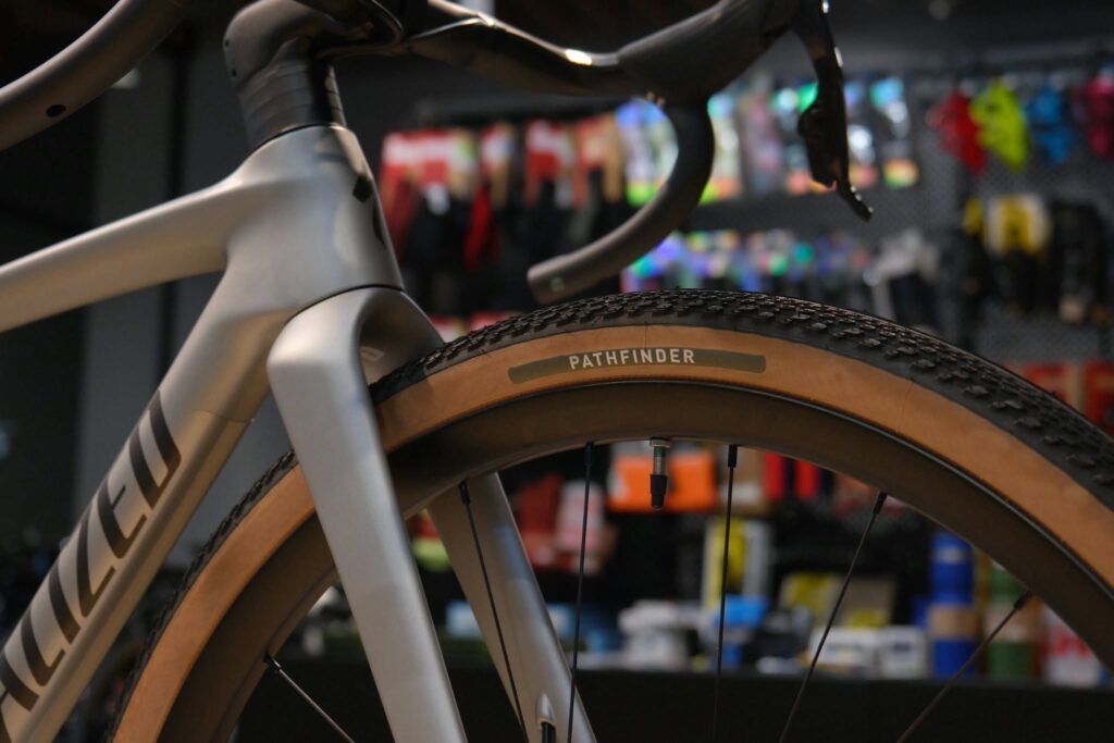 CRUX 5 EXPERT、当店在庫ございます！ | スペシャライズド 厚木