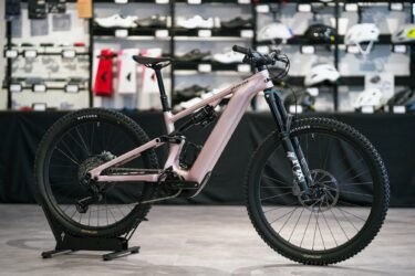 新型LEVO 4 COMPを納車しました！