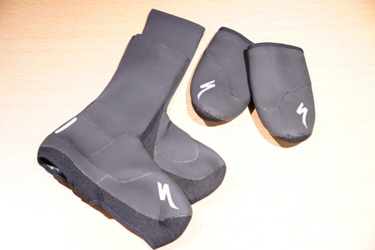 寒い日のライドは足元から快適に。　Neoprene Shoe Covers, Neoprene Toe Covers