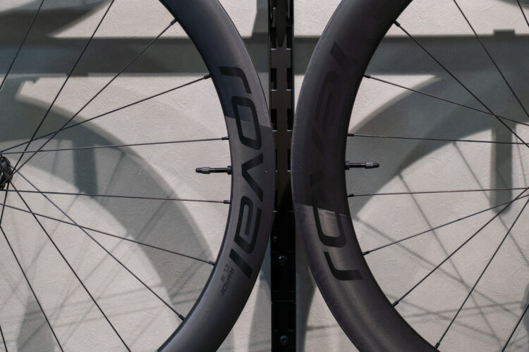 速さはそのままに軽量化。Roval Rapide CLⅢが待望の入荷