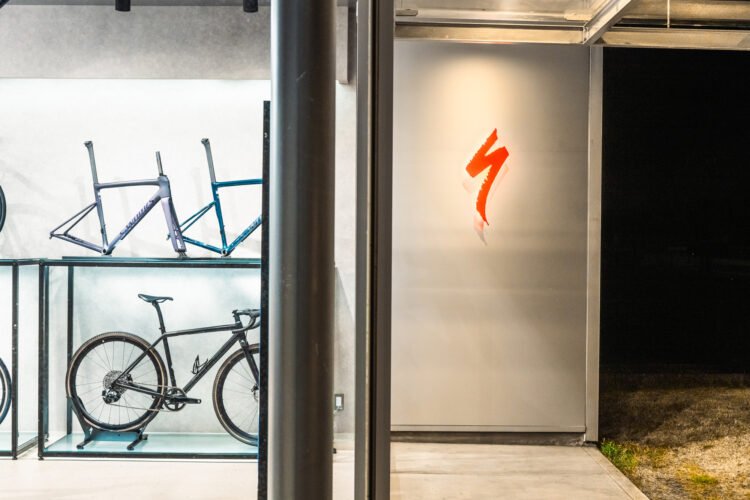 7月13日　イベント出展の為店舗は臨時休業とさせていただきます。