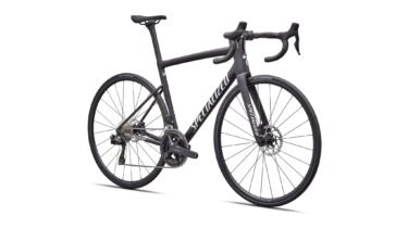 TARMAC SL8 COMPが電動の105搭載で新登場！