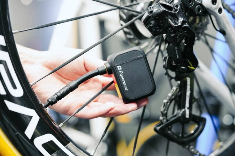 パナレーサー初の電動携帯ポンプ P-pumpが入荷！