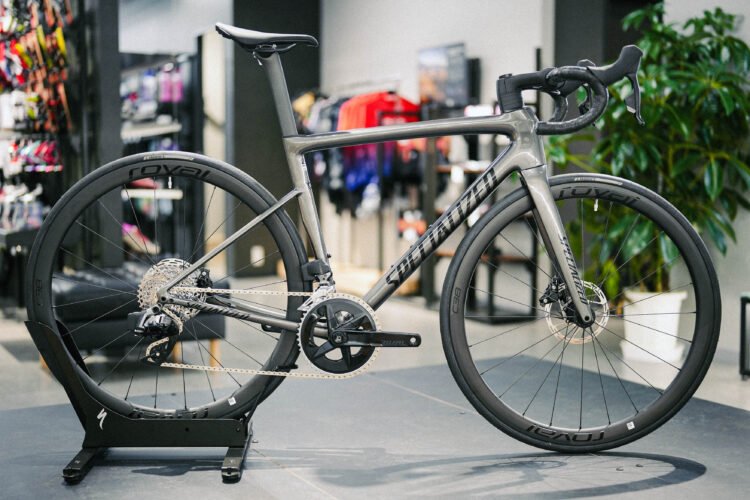 TARMAC SL8 EXPERTが大変お買い得です！