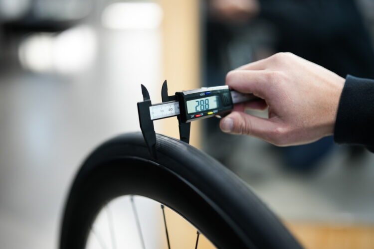 ROVAL RAPIDE CLX Ⅲの試乗ホイールが入荷！