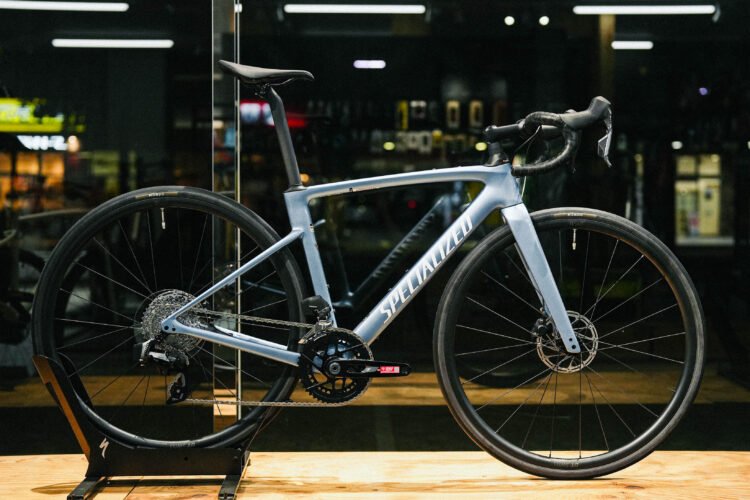 ROUBAIX SL8 COMP SRAM RIVAL AXS が入荷しました。