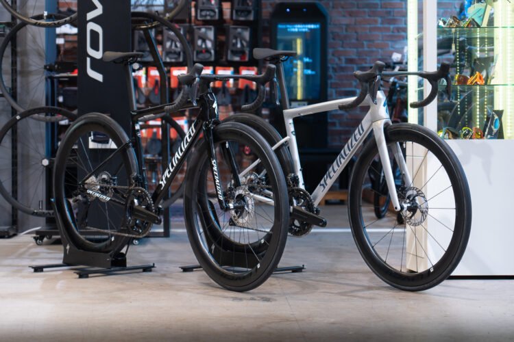 Rapide Cockpitを搭載したTarmac SL8 Pro 2025年モデルが新登場！