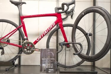 完成車と同時購入でRoval製品が15%OFF！Roval アップグレードプログラム