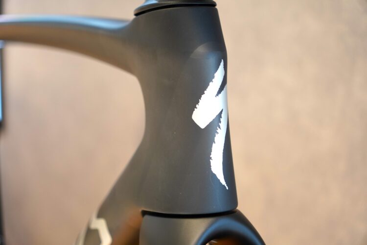 S-Works Tarmac SL9 サテンカーボン／ホログラフ店頭在庫ございます！