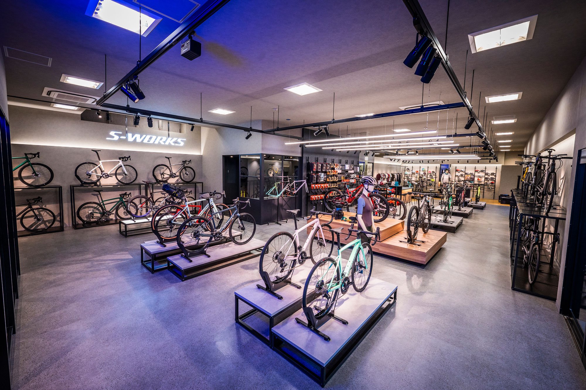 スペシャライズドストアでできること｜Specialized Store 