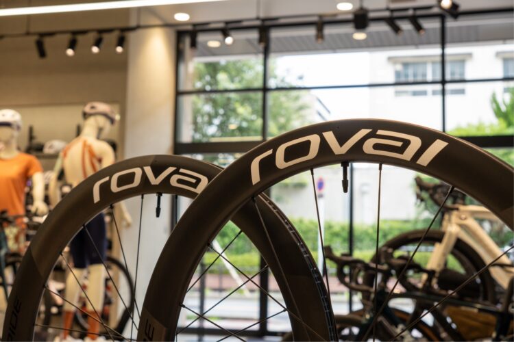 Roval Rapide CLX II — 速さ・安定性・快適性のすべてを手に入れる