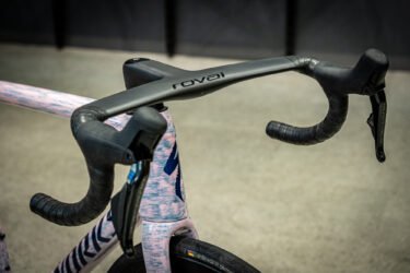 ヘッドカバーに刻まれる”SLT”の正体は？　CERAMIC SPEED SLT ヘッドベアリング