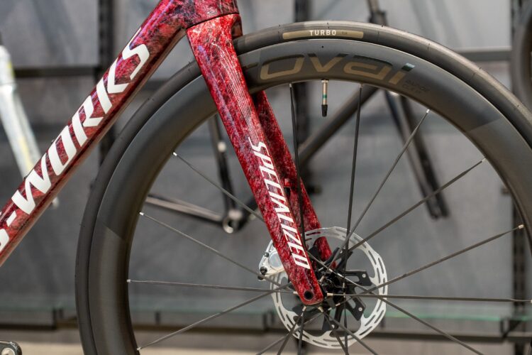 Tarmac SL8 をお探しの方へ ｜店頭展示モデルのご案内 S-Works Tarmac SL8 Red E1 AXS Size:54