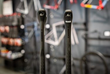 Tarmac SL9 の新型シートポストは何が変わった？S-Works Rapide Post に見る “速さのための進化”
