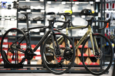 TARMAC SL7 COMP – SHIMANO 105 DI2がアウトレットに追加！