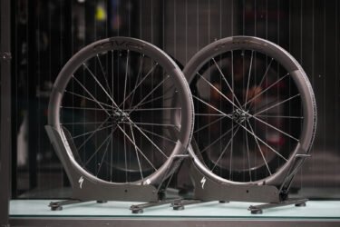 RAPIDE CLX III ブラックロゴが1セット入荷！