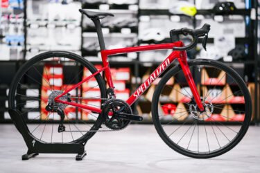 【試乗車入荷】TARMAC SL8 COMP – SHIMANO 105 DI2 49サイズをご用意しました。