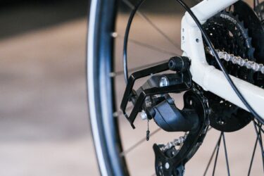 変速機を守るディレーラーガード DG-2のご紹介！