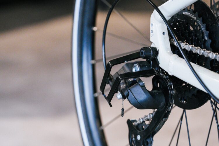 変速機を守るディレーラーガード DG-2のご紹介！