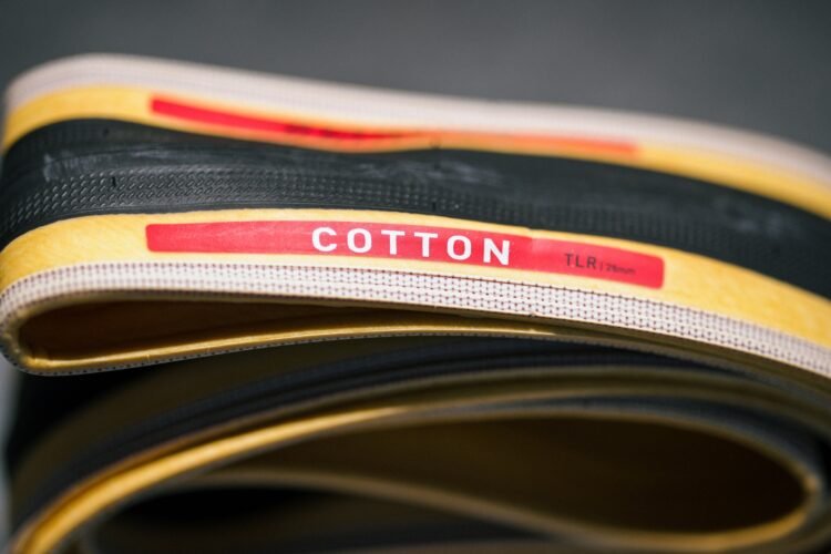 Cotton TLR（チューブレスレディ）タイヤが入荷！試乗ホイールもご用意しました！