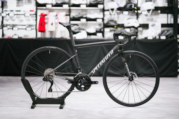TARMAC SL8 COMP – SHIMANO 105 DI2が再入荷！