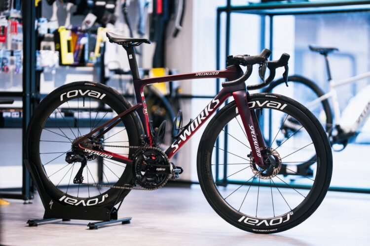 S-WORKS TARMAC SL9 TEAM REPLICA FRAMESET – FDJ UNITED – SUEZ を納車しました！