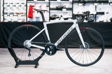 TARMAC SL7 SPORT – SHIMANO 105を納車しました！