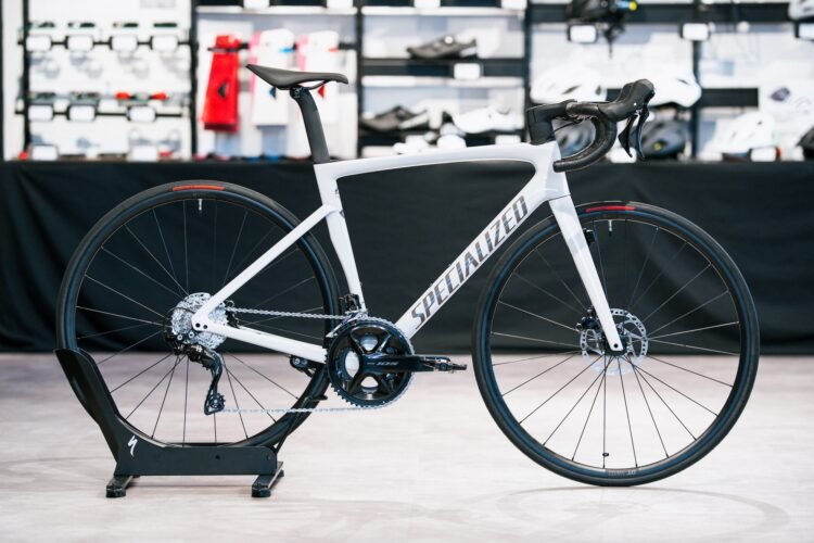 TARMAC SL7 SPORT – SHIMANO 105を納車しました！