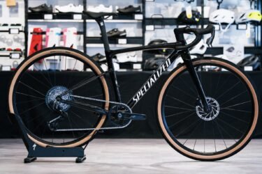 CRUX 5 COMP – SRAM RIVAL XPLRの49サイズと56サイズが入荷！