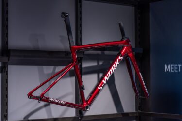 S-Works Tarmac SL8 Frameset　カラー：グロスレッドスカイ/メタリックホワイトシルバー