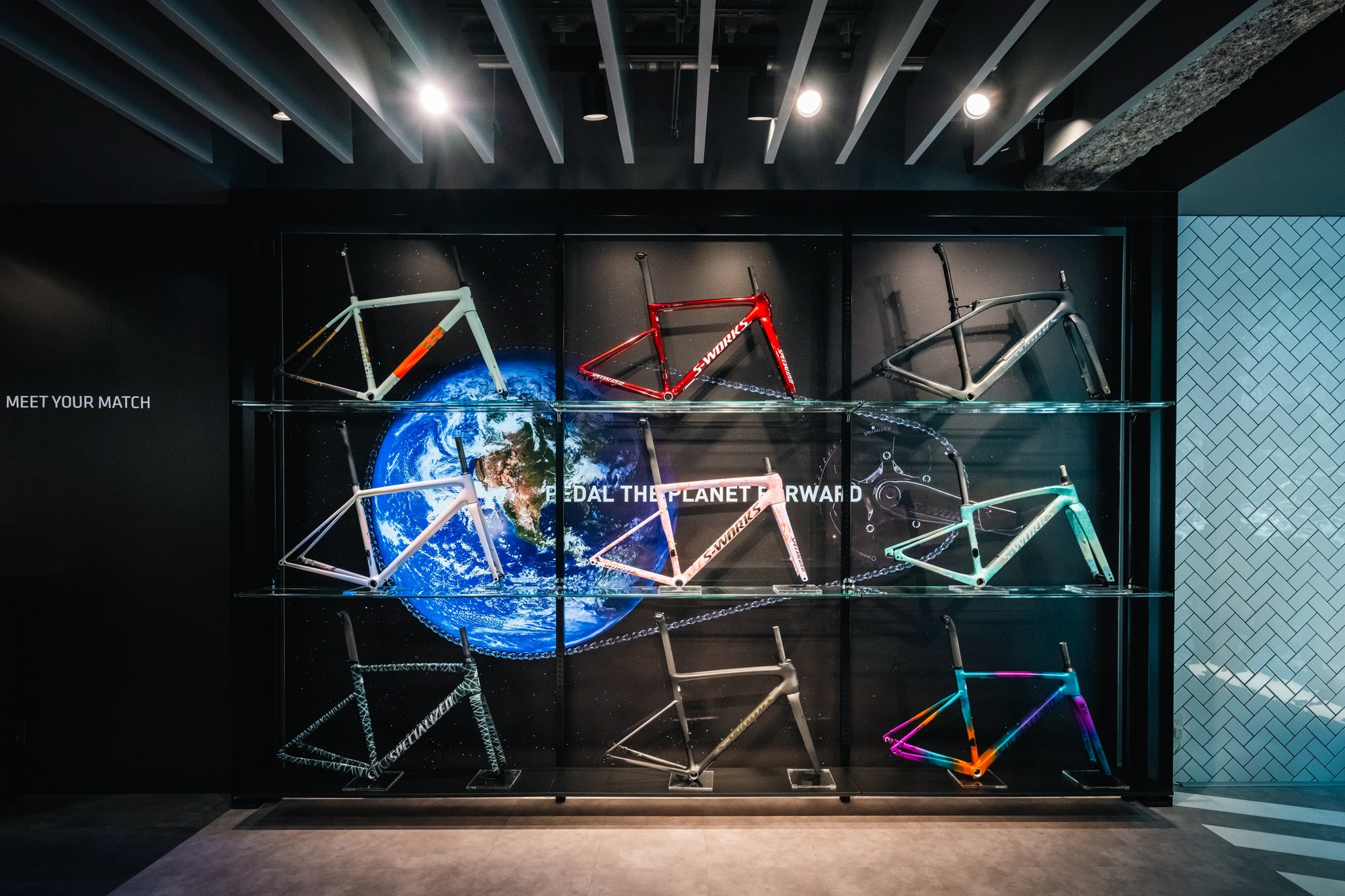 スペシャライズド 銀座,新宿店との統合のお知らせ