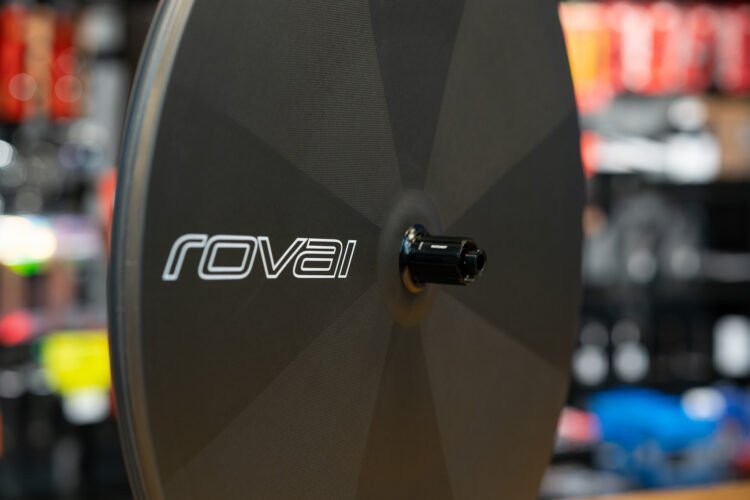 【再入荷】最速のディスクホイール Roval 321 Disc