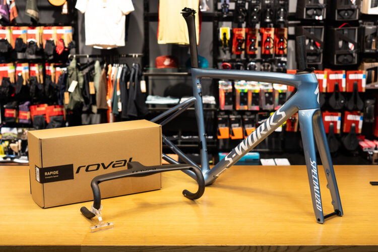 S-Works Tarmac SL8フレームセットを購入するとRoval Rapide Cockpitがもらえる！Tarmac Build Support キャンペーンを開催中！