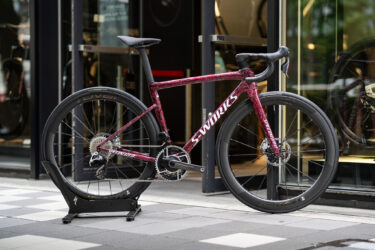 思わず見惚れるカラー、S-Works Tarmac SL8完成車に2026年モデルが登場！