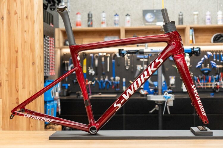 すべてを征す一台。 S-Works Tarmac SL8 Frameset 新色入荷