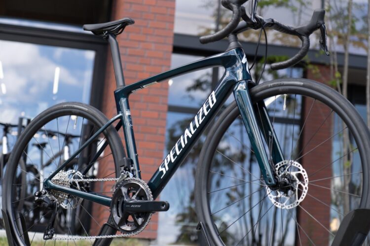 【商品紹介】Roubaix SL8 Comp 52サイズ 新色が入荷