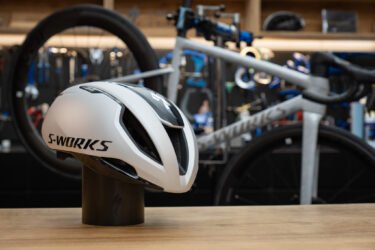 【商品紹介】S-Works EvadeⅢから新色入荷!!-sold out