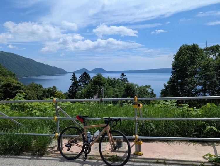 坂と涼しさを求めて。支笏湖ライド × Tarmac SL8 Comp