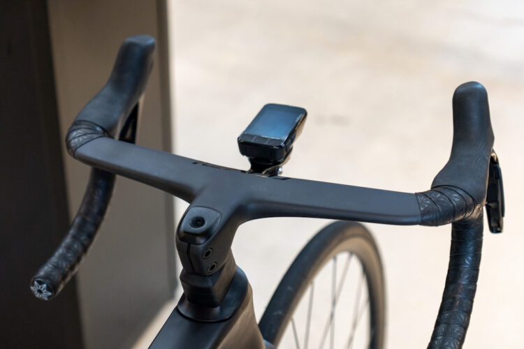 【メンテナンス紹介】 ROVAL RAPIDE COCKPIT アップグレード O様