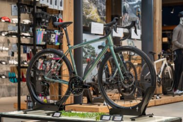 【入荷案内】純粋なライドの喜びを手に入れよう。S-Works Aethos 2 Di2