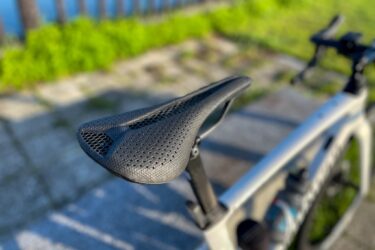 S-Works Phenom with MirrorはMirrorサドルの中で、どのような特徴なのか。