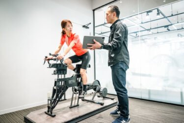 「バイクに体を合わせる」はもう終わり。