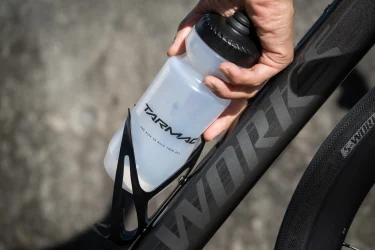 15分ルール！ロードバイクの水分補給量とタイミング