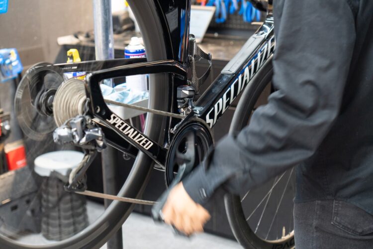 オーバーホールはなぜ必要？メリットと重要性を解説