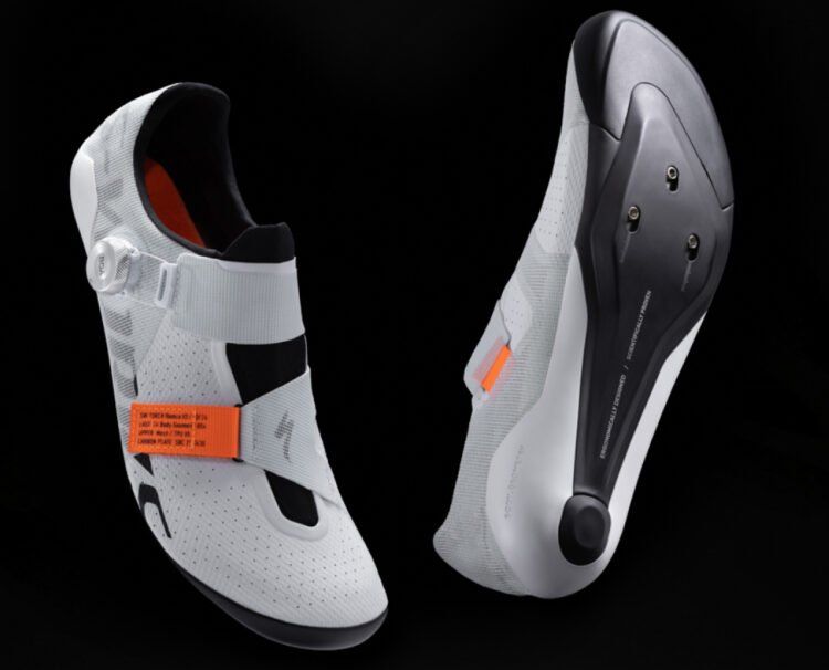 【新登場】超軽量！ S-WORKS TORCH REMCO