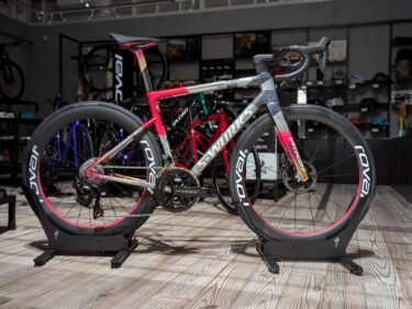 限定車【S-Works Tarmac SL8 LTD Forward50】を深掘り！