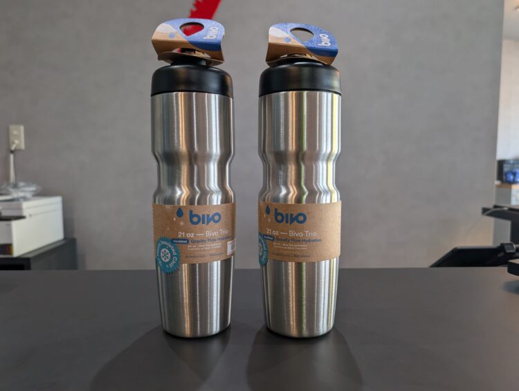 話題の保冷ボトルが入荷しました！【bivo】