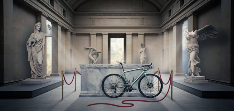 ルールを打ち破る軽量バイクAETHOS 2 登場！