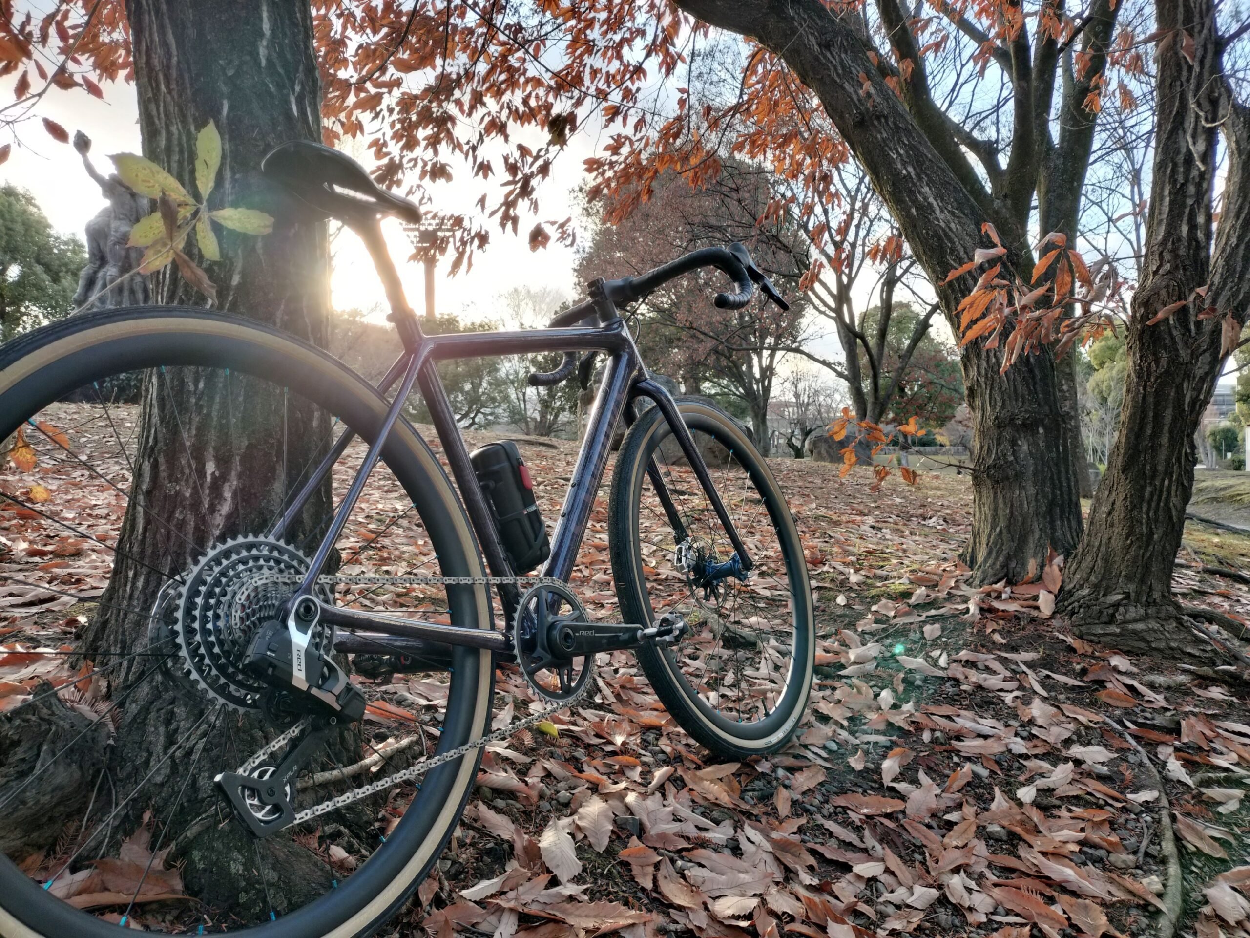 Crux』超軽量グラベルバイクは全人類がターゲットか