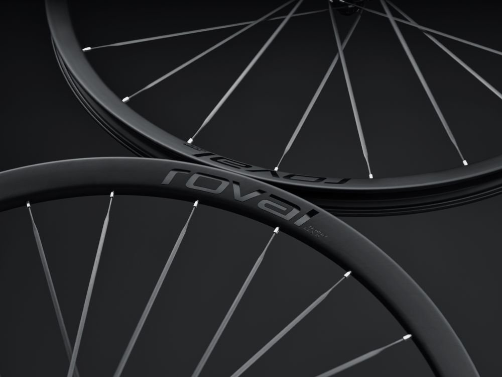 ROVAL TERRA CLX IIIとTERRA AERO CLXの違いは？グラベルならどっちを